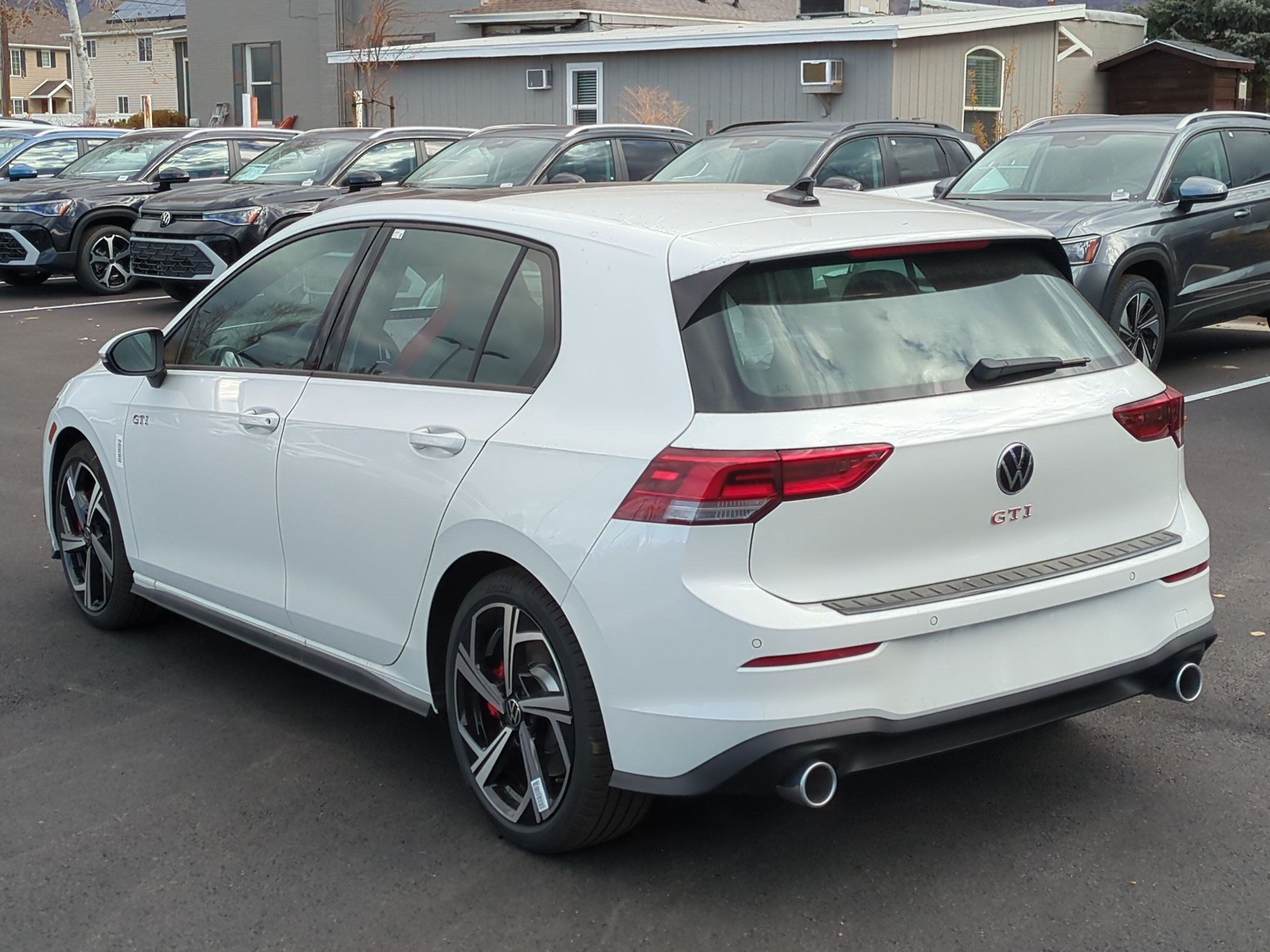 New 2026 Opal White Pearl Volkswagen SE image 5