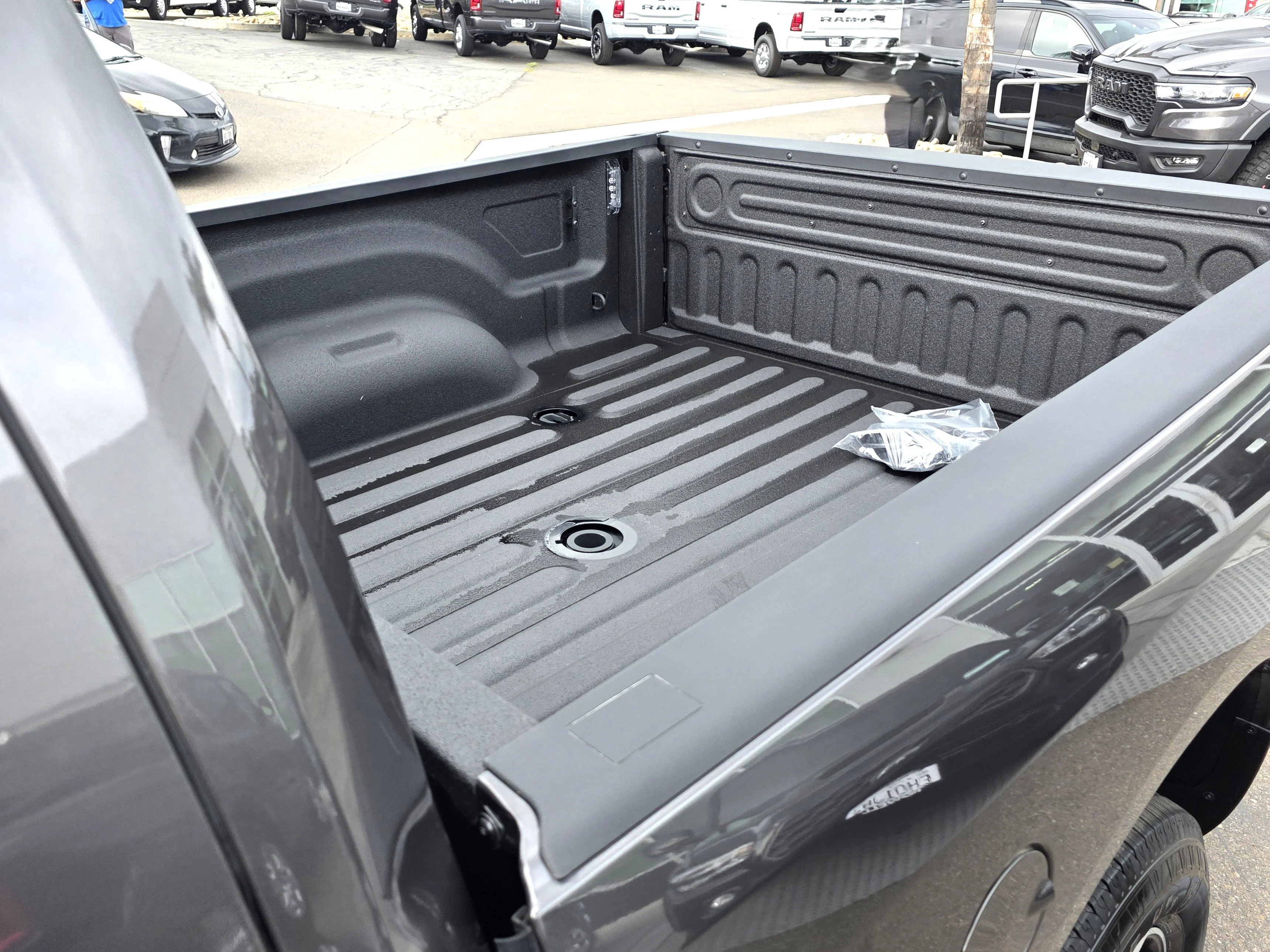 New 2026 Crystal Metallic RAM Laramie image 18