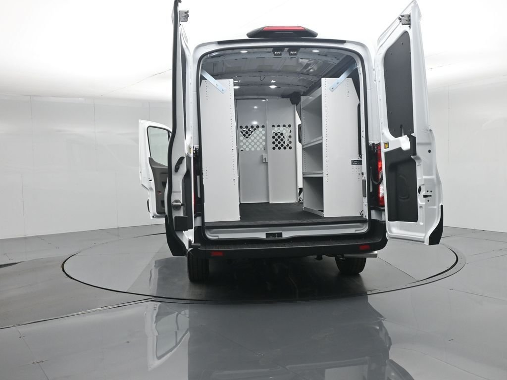 New 2026 Oxford White Ford Base image 32