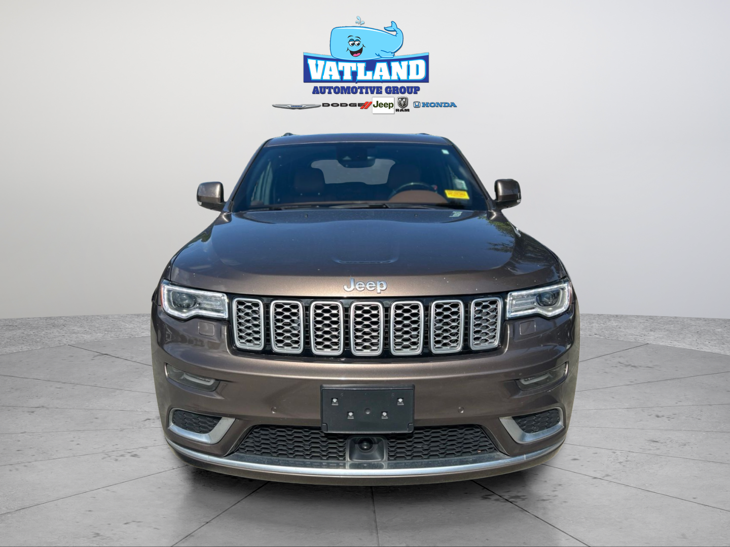 Certified Used 2018 Brown Jeep Summit image 8