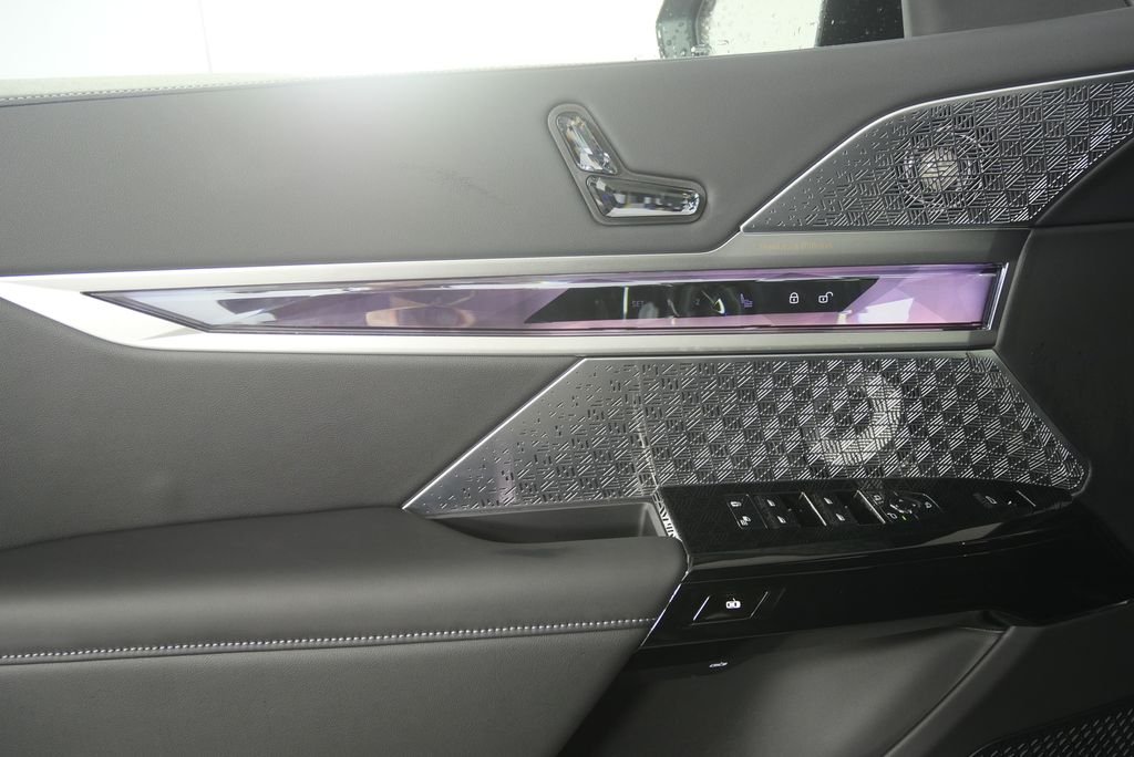 New 2026 Black Sapphire Metallic BMW 760i xDrive image 8