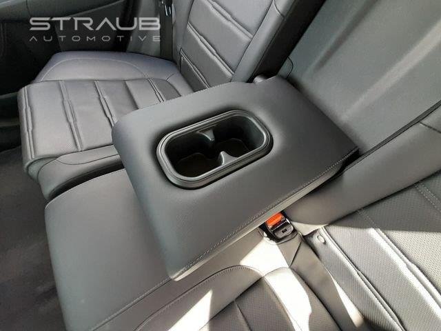 Used 2020 Lunar Silver Metallic Honda Touring image 45