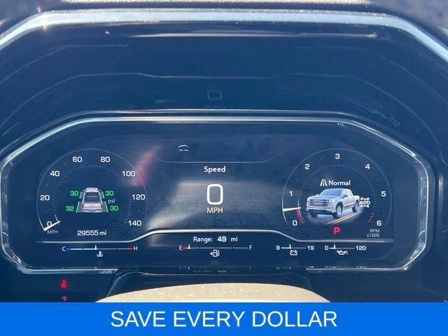 Used 2024 White GMC SLT image 8