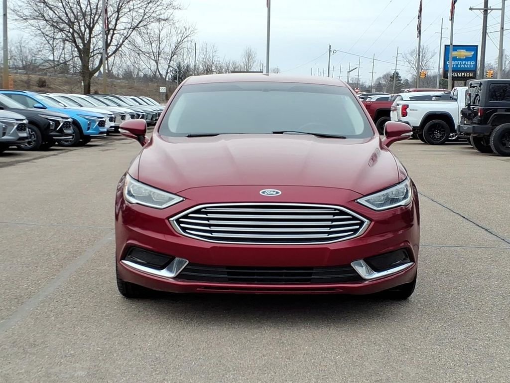 Used 2018 Ford Fusion SE with VIN 3FA6P0HDXJR135961 for sale in Howell, MI