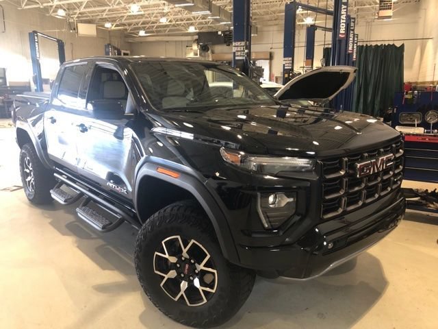2024 GMC Canyon