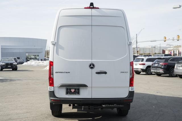 New 2026 Arctic White Mercedes-Benz Cargo 144 WB image 6