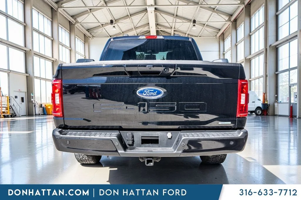 Used 2023 Black Ford XLT image 31