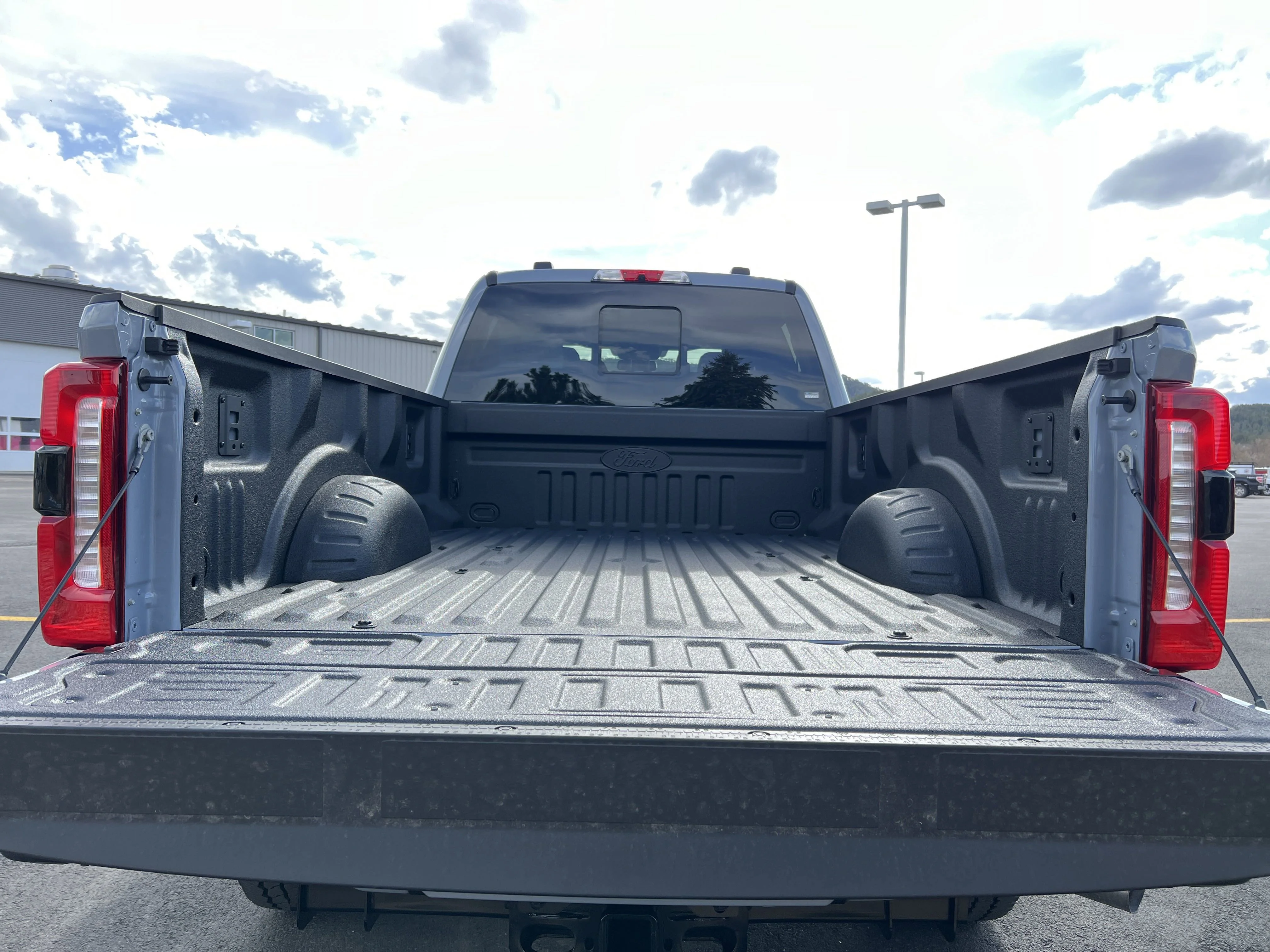 2025 Ford F-350 Super Duty Lariat - Photo 8