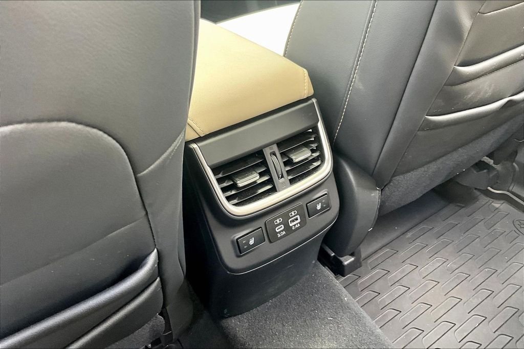 Used 2025 White Subaru Limited image 10