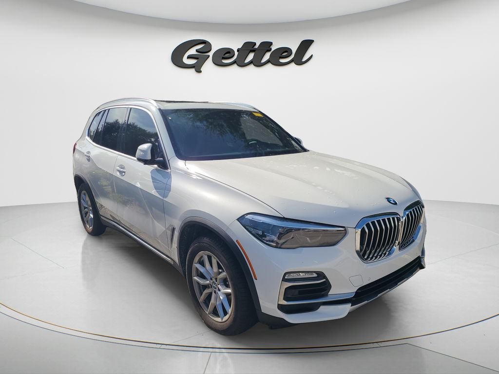 Used 2020 White BMW sDrive40i image 3
