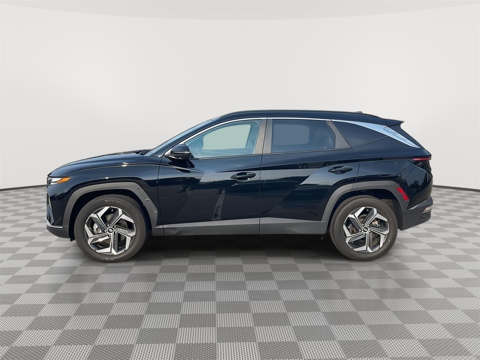 Used 2024 Black Pearl Hyundai SEL Convenience image 11