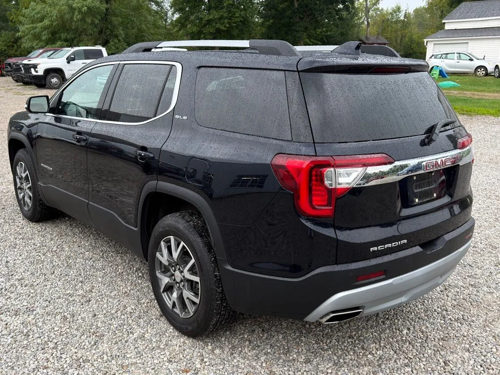 Used 2022 Blue GMC SLE image 11