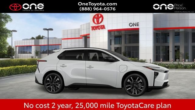 New 2026 Wind Chill Pearl <sup>1</sup> Toyota  Limited image 16