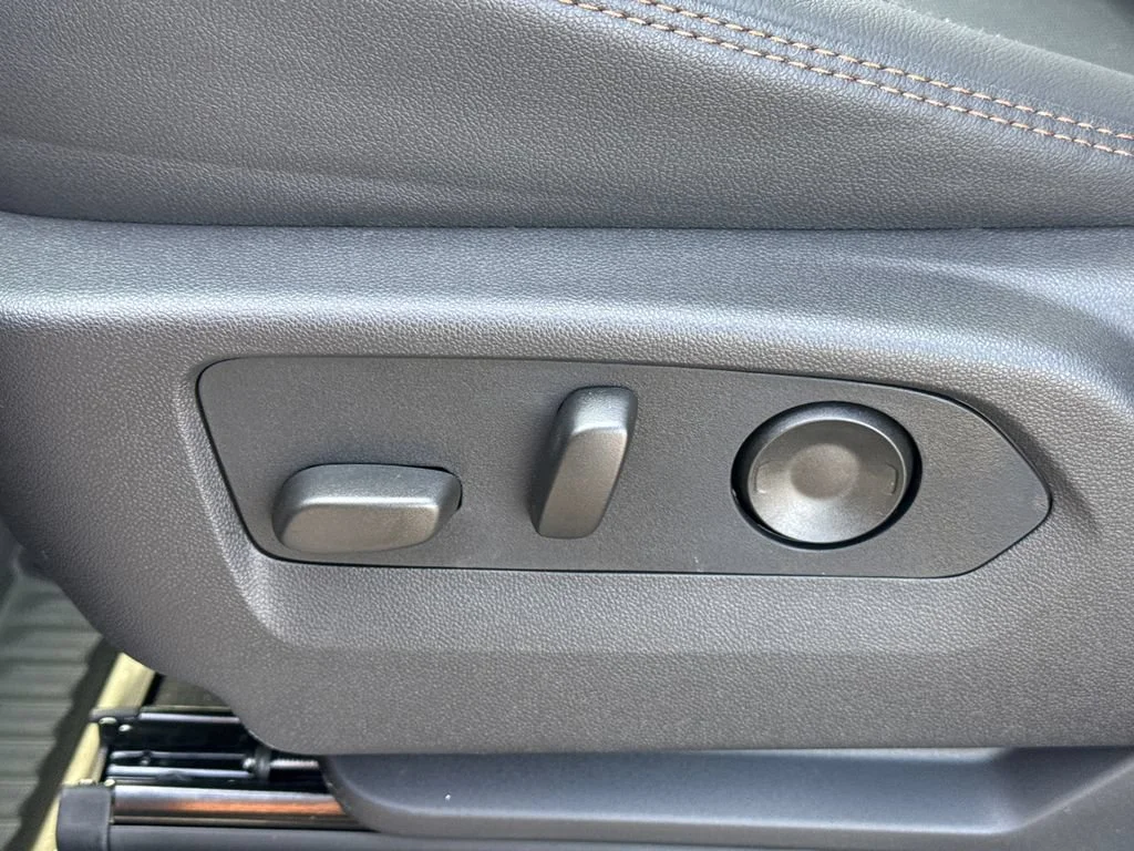 2026 GMC Sierra 1500 AT4 - Photo 15