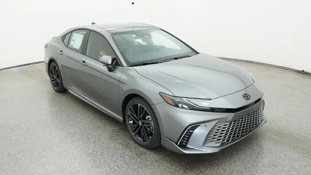 New 2026 Heavy Metal Toyota XSE image 15