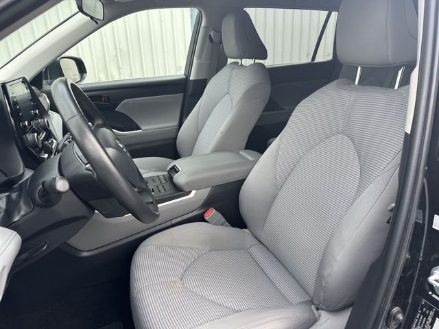 Used 2022 Black Toyota LE image 15