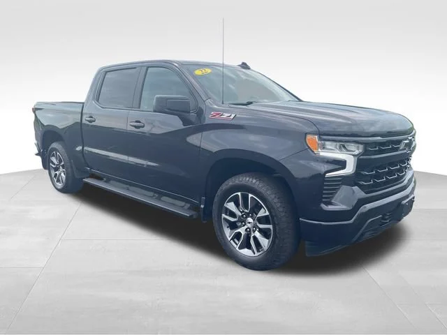 Used 2022 Dark Ash Metallic Chevrolet RST image 8