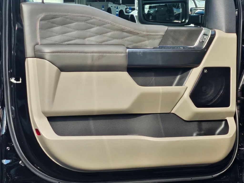 New 2027 Black Ford Platinum image 37