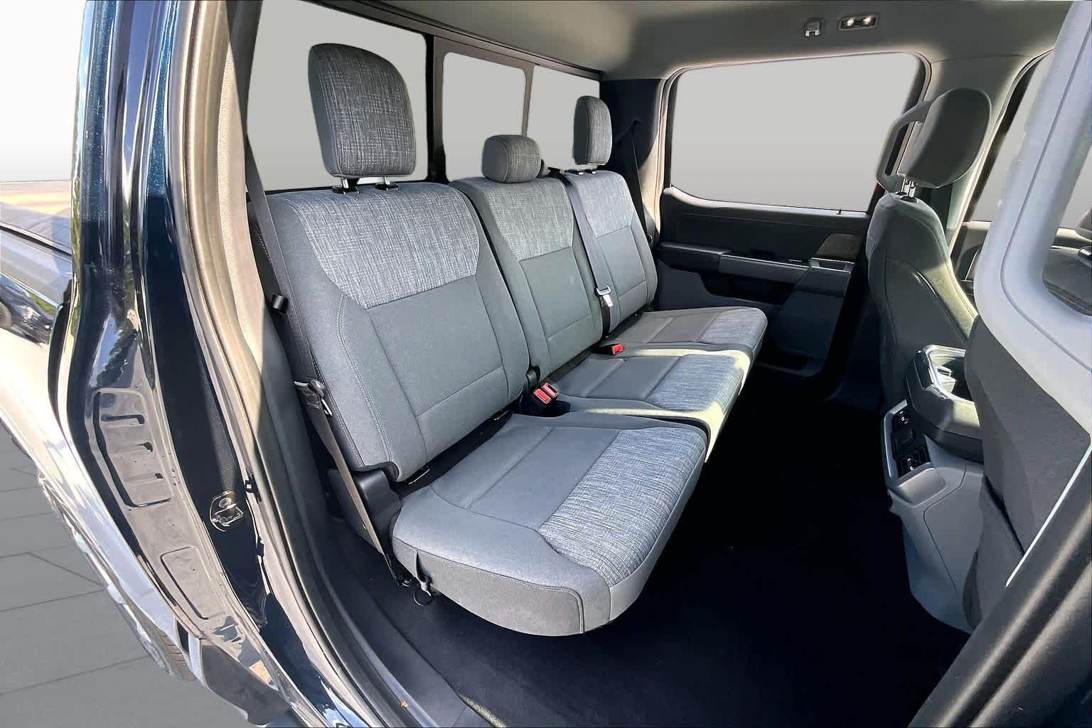 Used 2023 Antimatter Blue Metallic Ford XLT image 19
