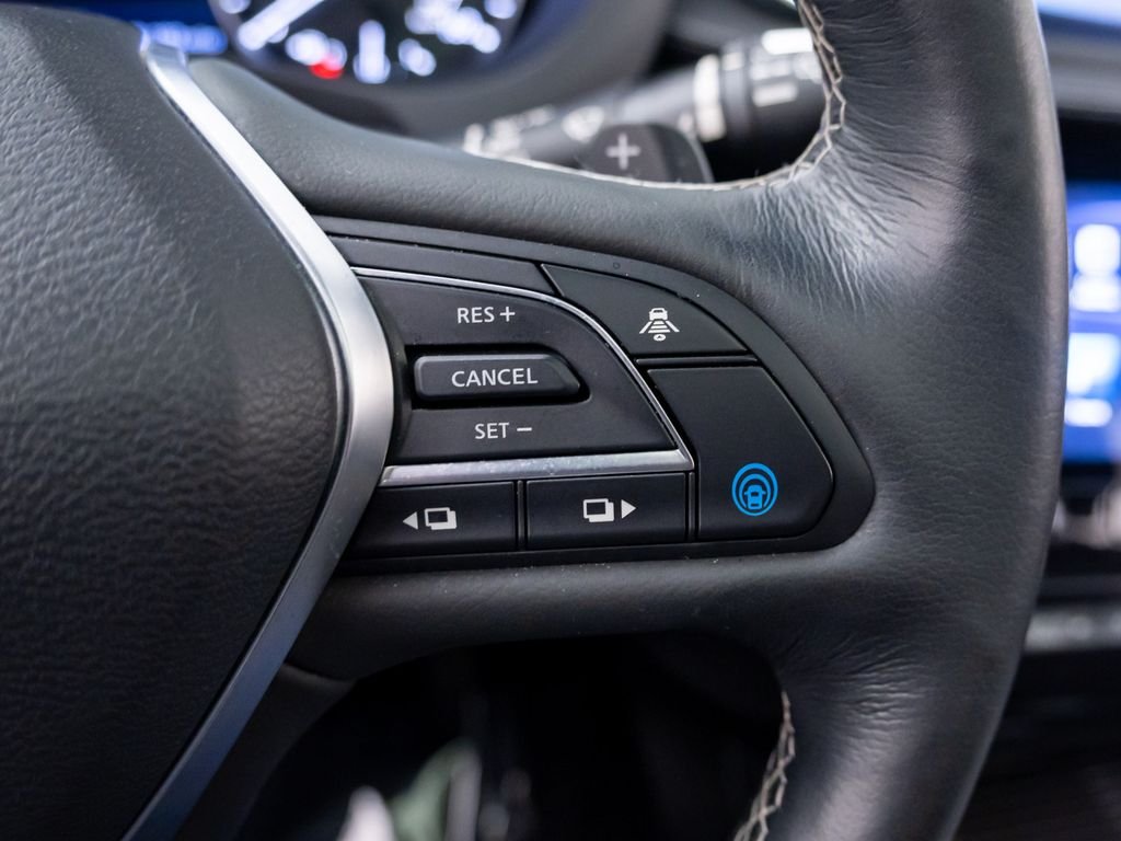 Used 2019 Black Obsidian INFINITI ESSENTIAL image 27