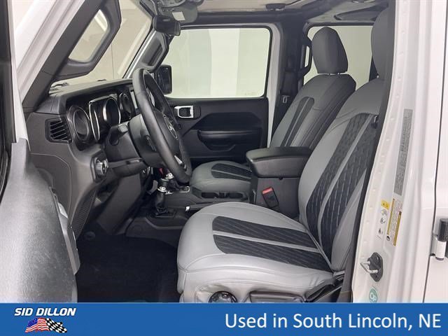 Used 2019 Bright White Clearcoat Jeep Sport Altitude image 17