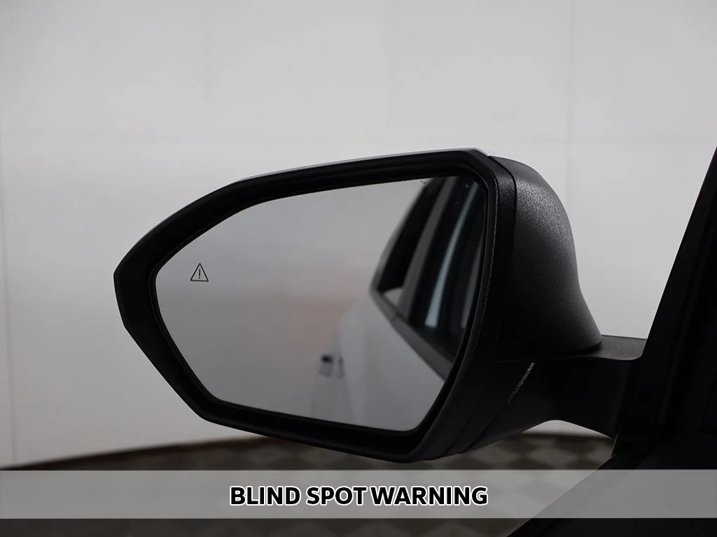 Used 2024 White Pearl Hyundai SEL image 4