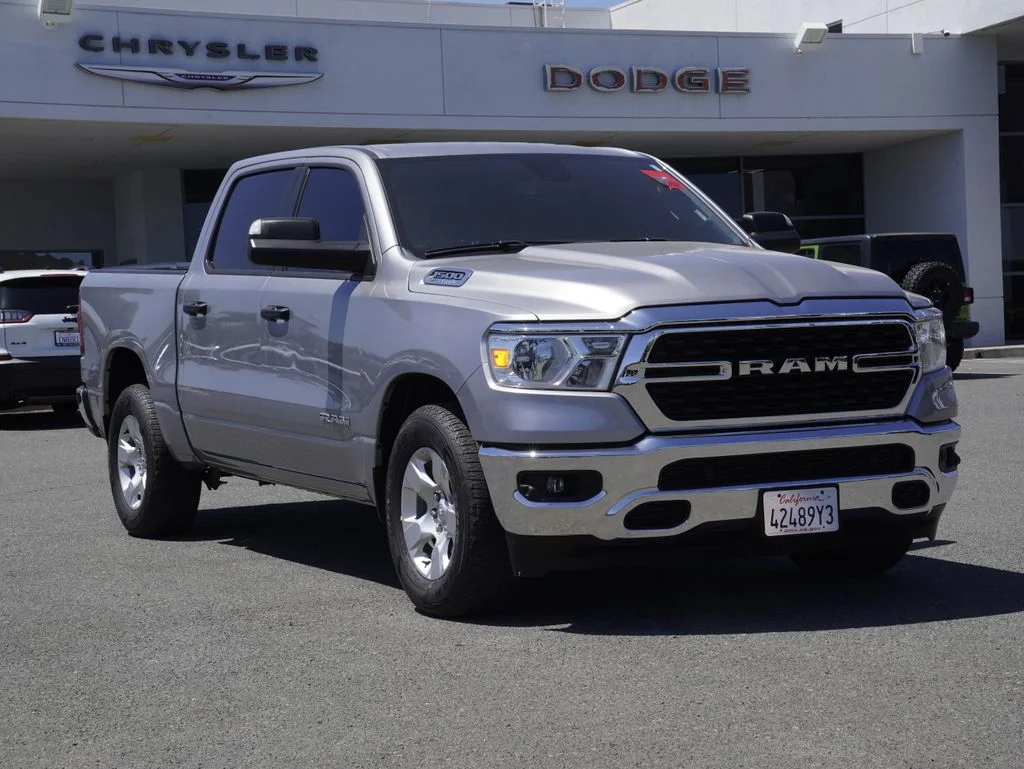 2023 RAM 1500 Big Horn/Lone Star Crew Cab 5'7's photo