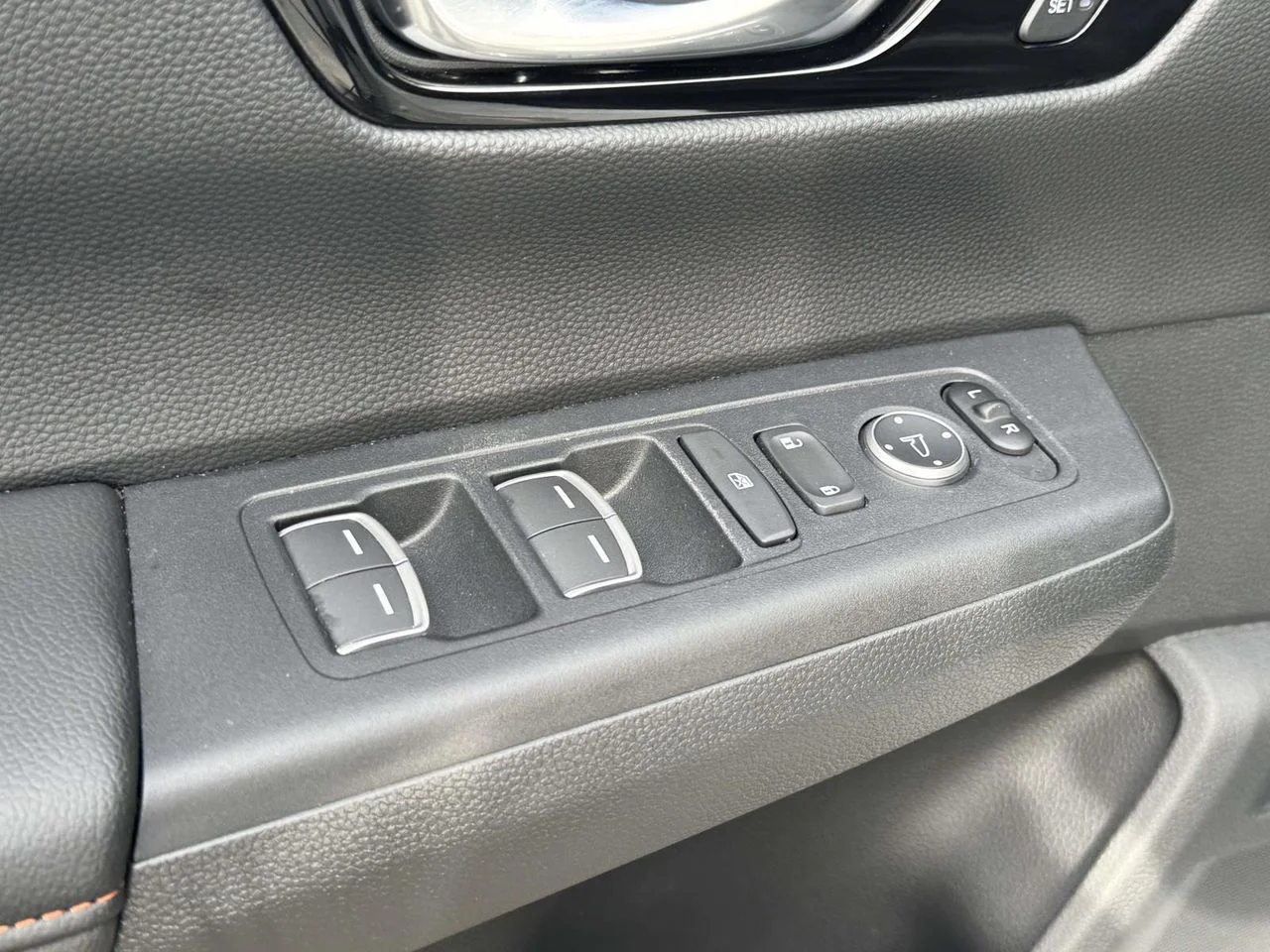 2026 Honda CR-V Sport Touring - Photo 24