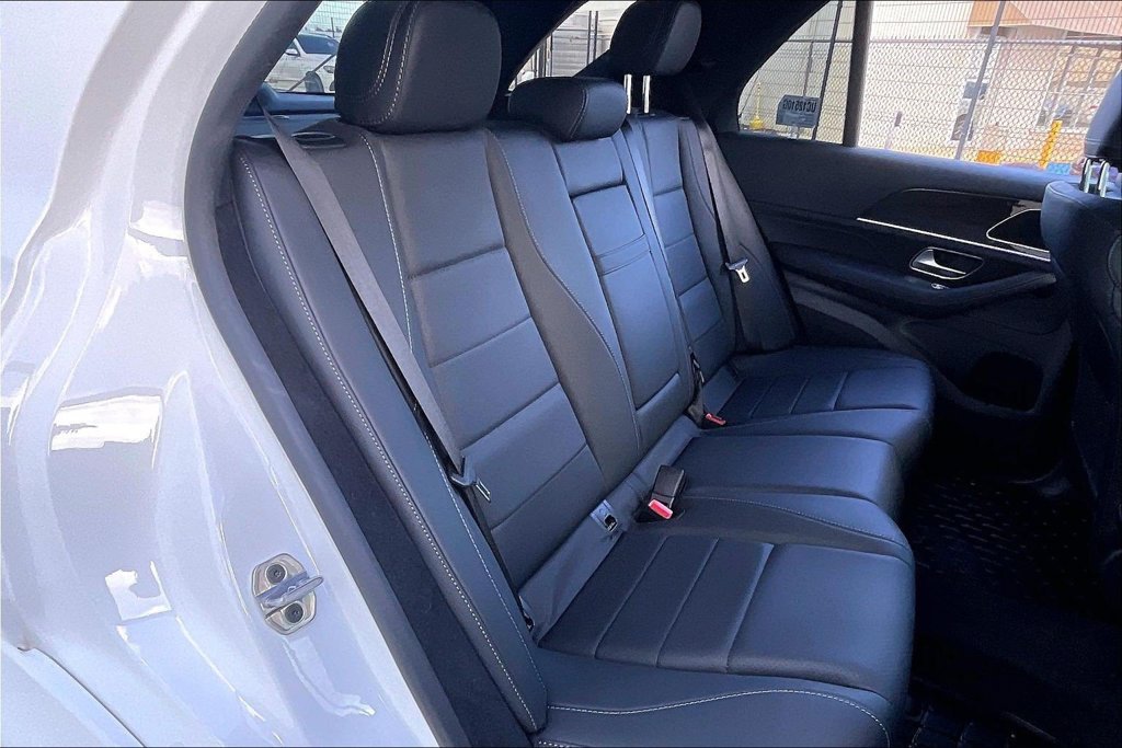 Certified Used 2026 White Mercedes-Benz GLE 450e image 23
