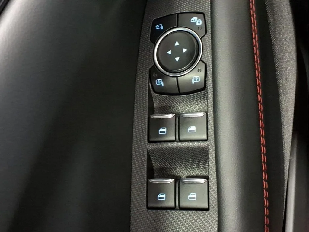 Certified Used 2025 Magenta Ford Premium image 15
