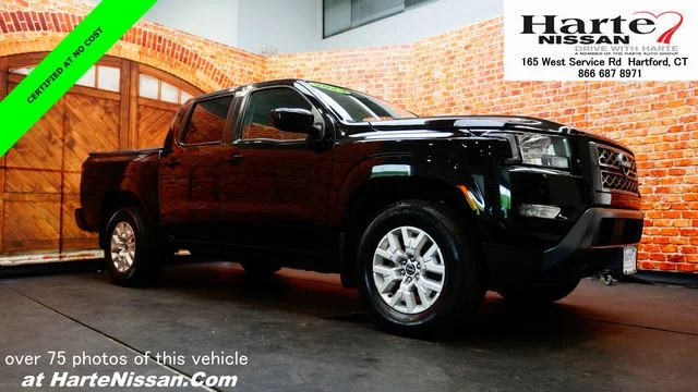 2023 Nissan Frontier SV Crew Cab 4X4 SWB's photo