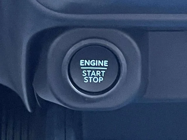 New 2026 Azure Gray Metallic Tri-Coat Ford XLT image 26