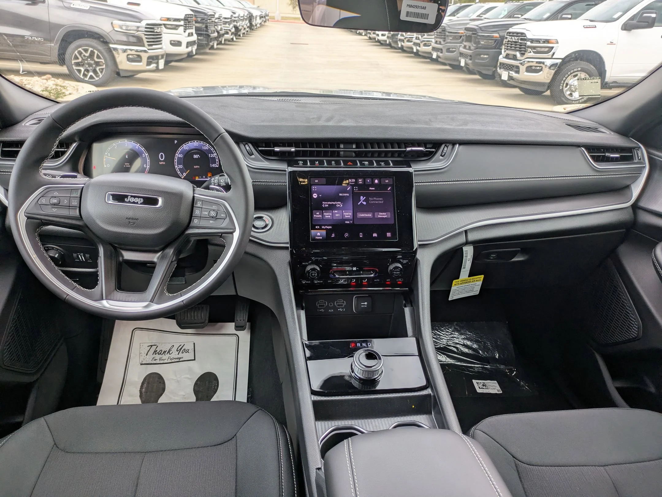 New 2025 Silver Zynith Exterior Paint Jeep Laredo image 15