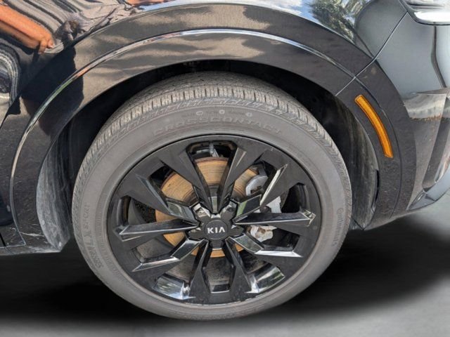 Used 2021 Black Kia SX image 46