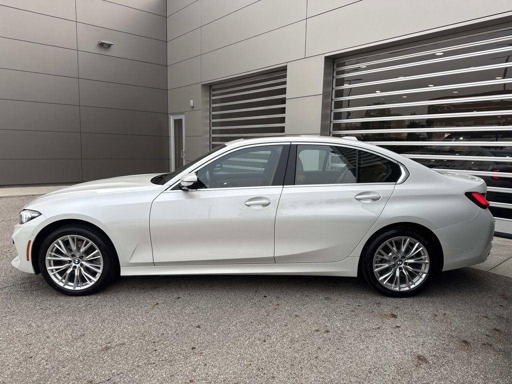 Used 2024 White BMW 330i xDrive image 4