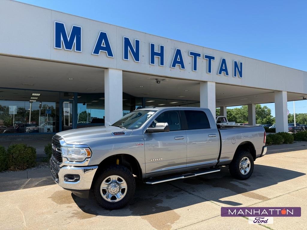 2020 RAM 2500 Big Horn 4X4 Crew Cab SWB's photo