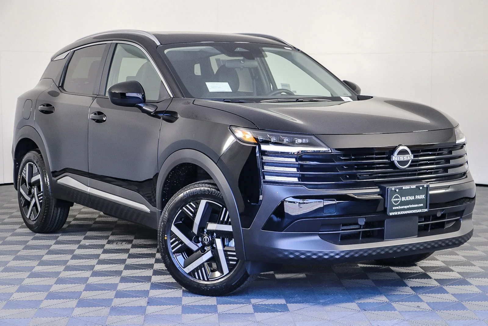 2026 Nissan KICKS