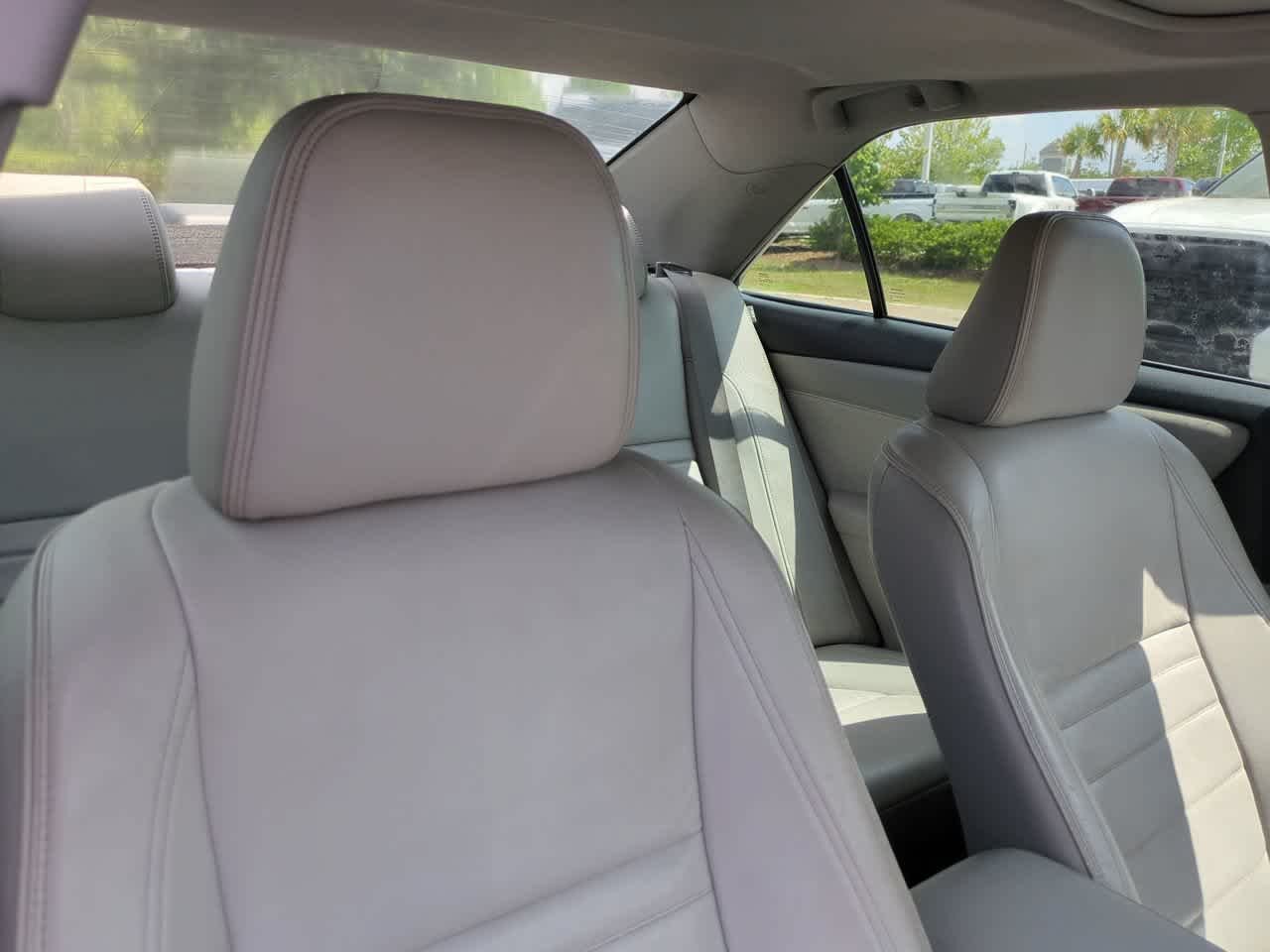Used 2015 Predawn Gray Mica Toyota XLE image 7