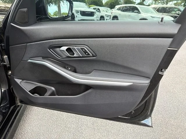 Used 2020 Black BMW 330i image 14
