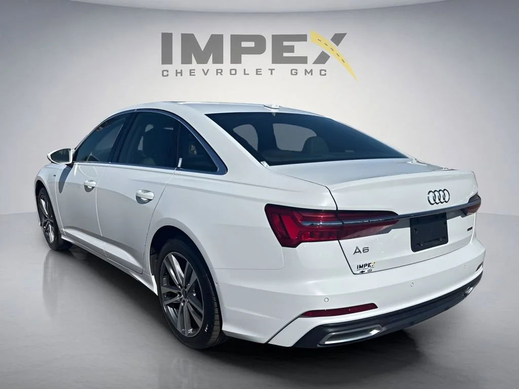 Used 2021  Audi Premium Plus image 3