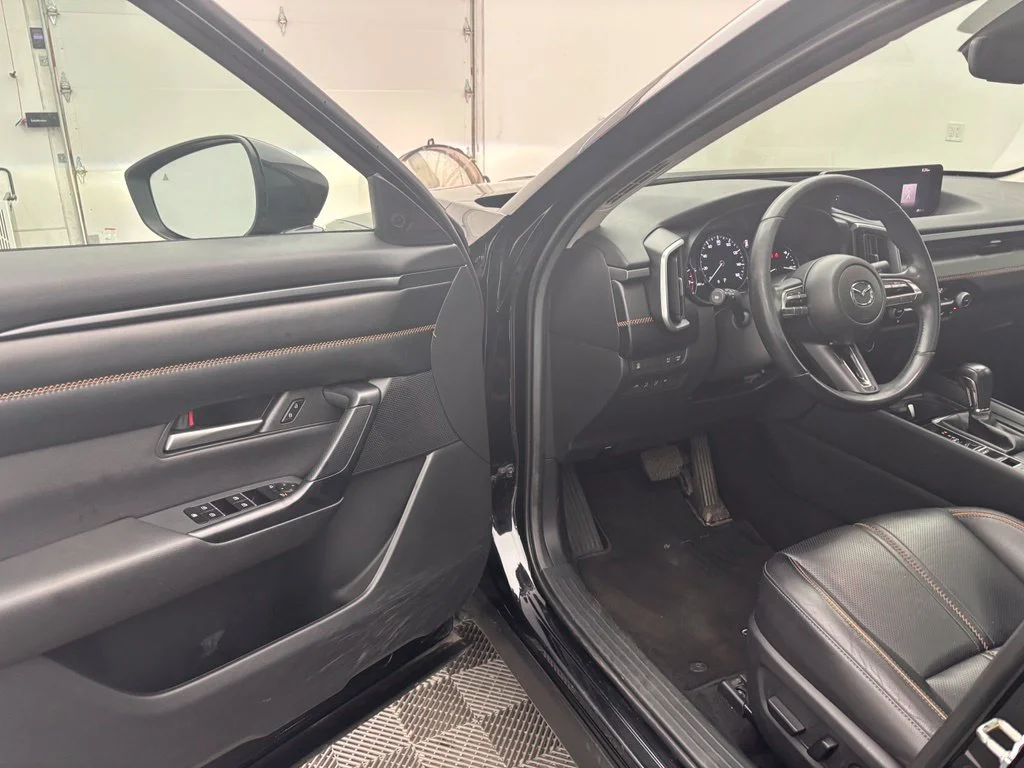 Used 2023 Black Mazda 2.5 Turbo image 17