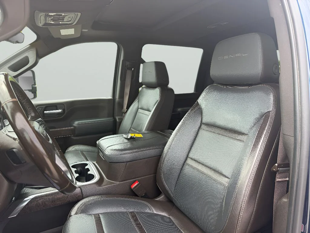 Used 2023 Pacific Blue Metallic GMC Denali image 22