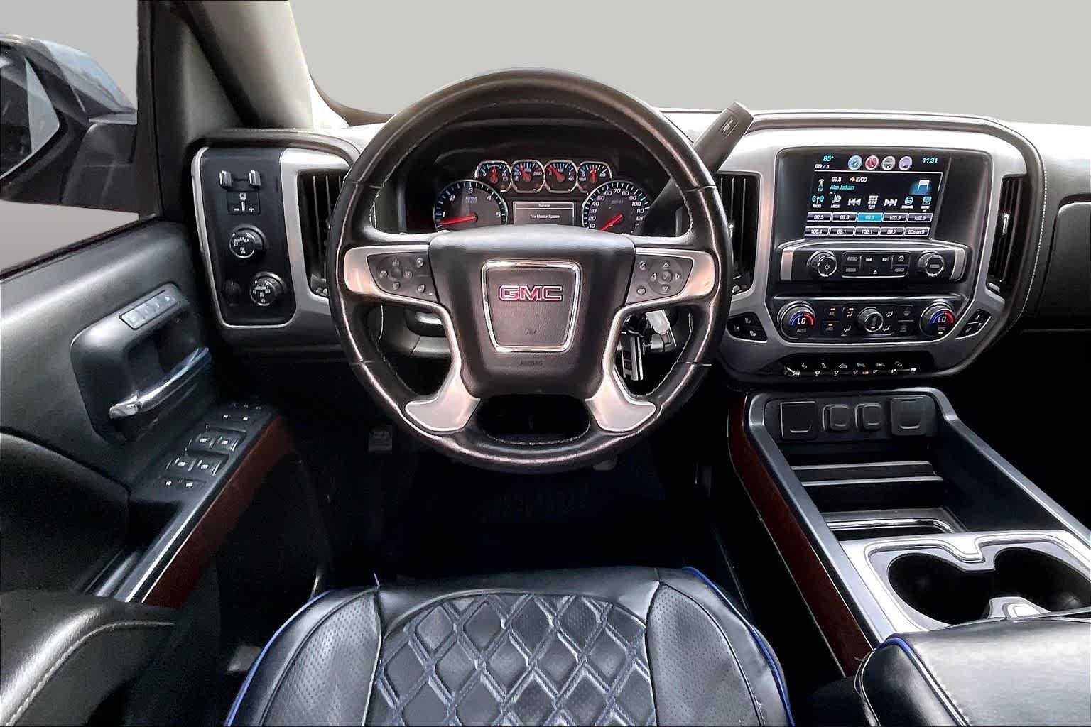 Used 2018 Quicksilver Metallic GMC SLT image 6