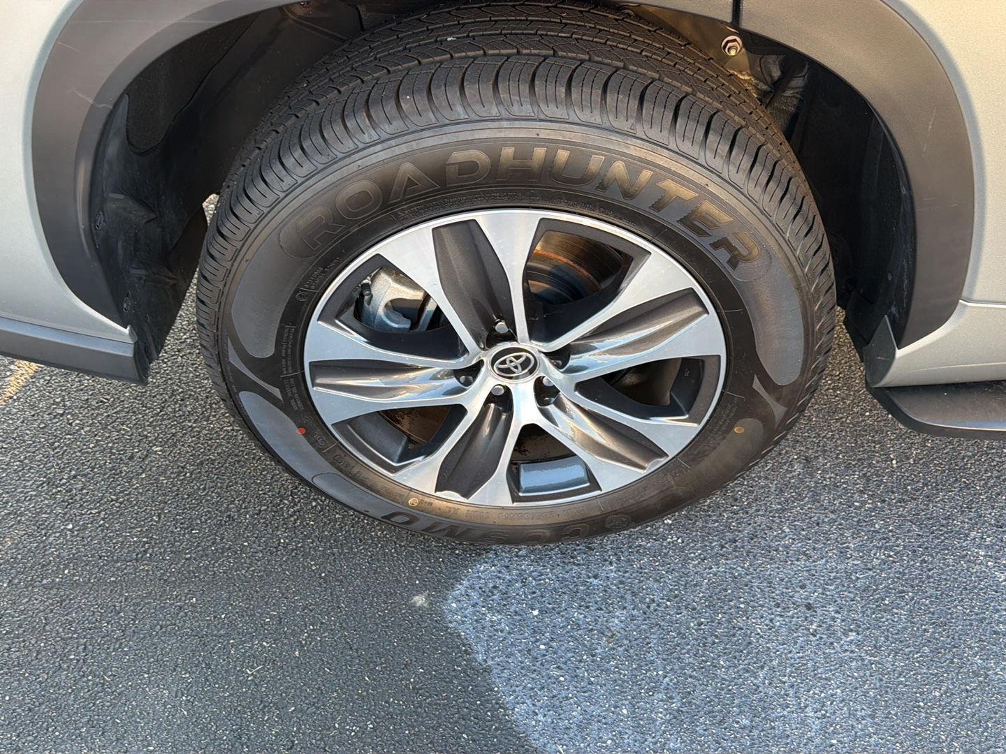 Used 2023 Celestial Silver Metallic Toyota XLE image 41