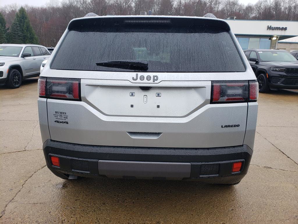 New 2026 Silver Zynith Clear-Coat Exterior Paint Jeep Laredo image 4