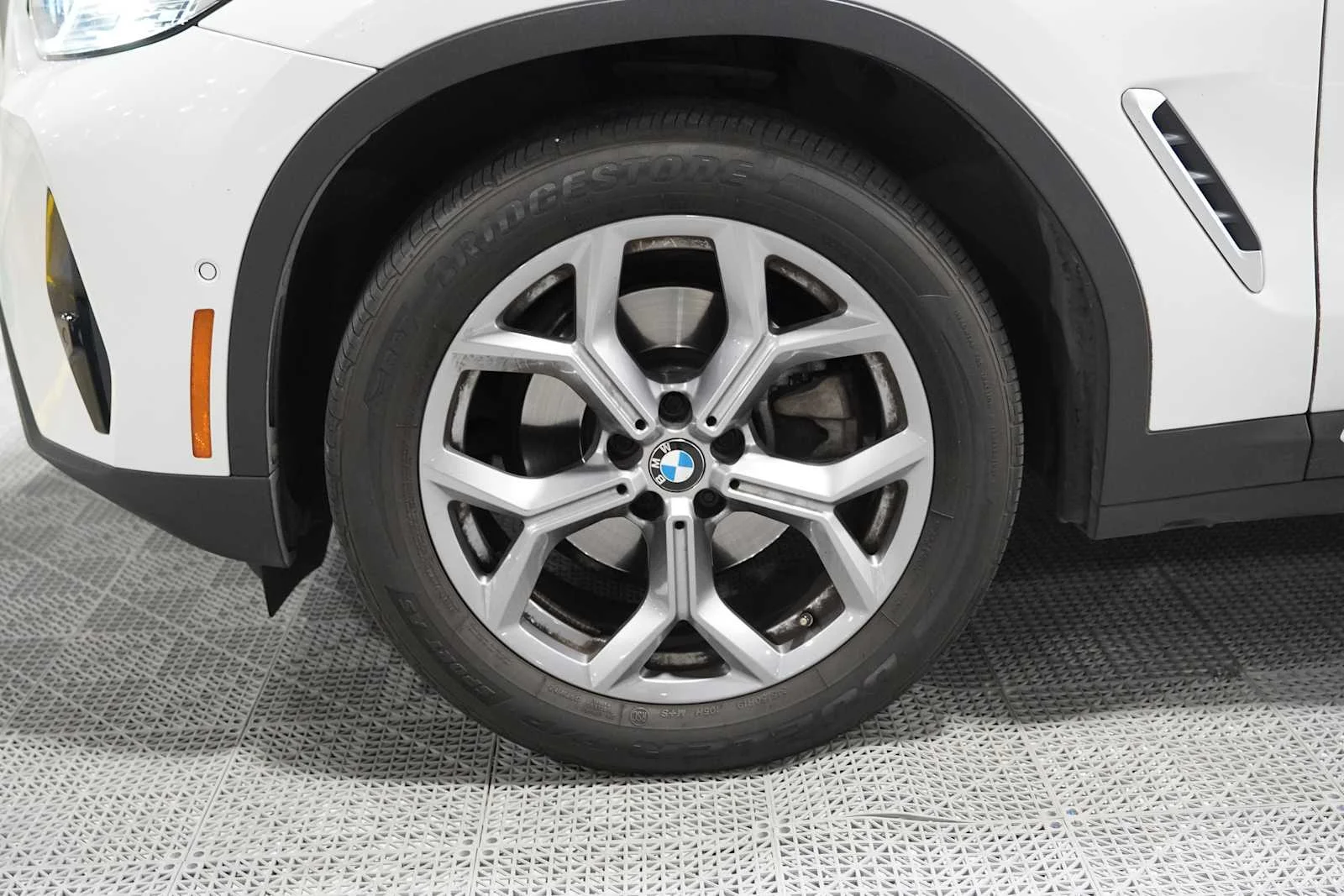 Certified Used 2023 Mineral White Metallic BMW sDrive30i image 8