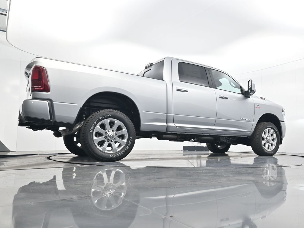 New 2026 Silver-Zynith Exterior Paint RAM Laramie image 37