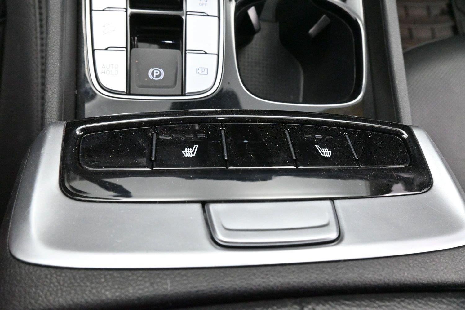 Used 2023 Serenity White Pearl Hyundai SEL image 26