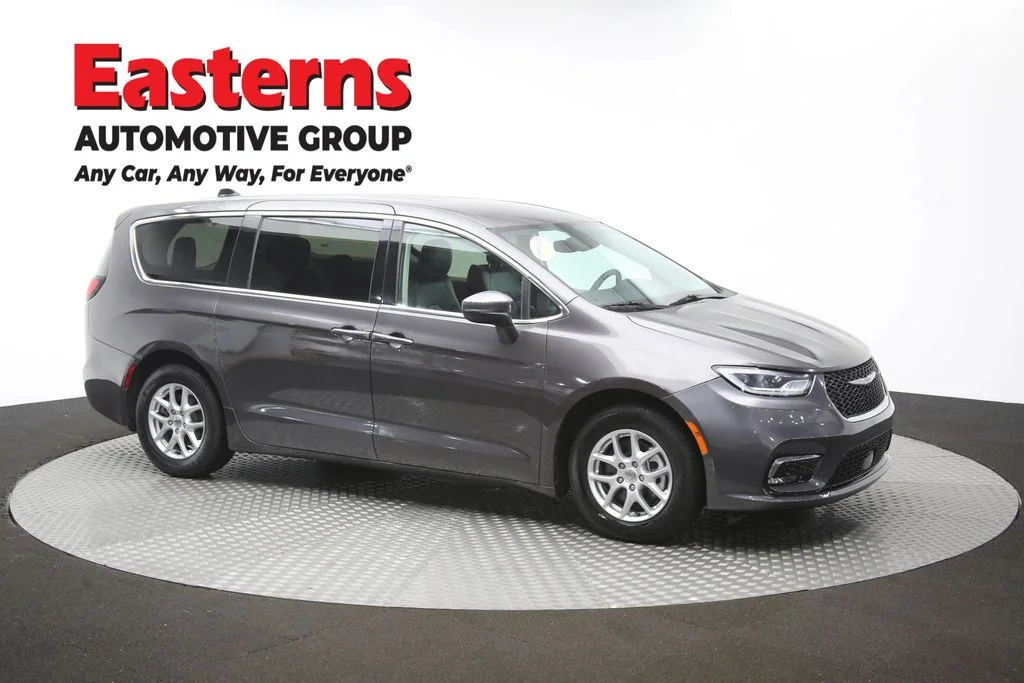 Used 2023 Gray Chrysler Touring L image 49