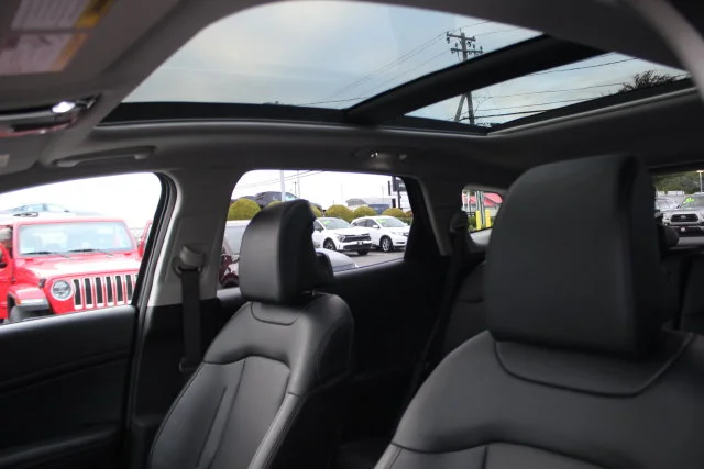 Used 2024 Gray Kia EX image 22